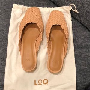 Loq woven mules